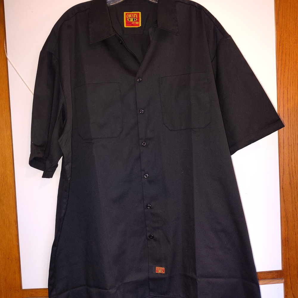 Men's Black Short Sleeve Shirt